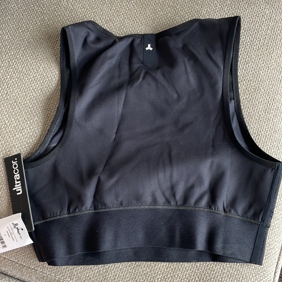 Ultracor Level Crop top - Picture 3 of 4